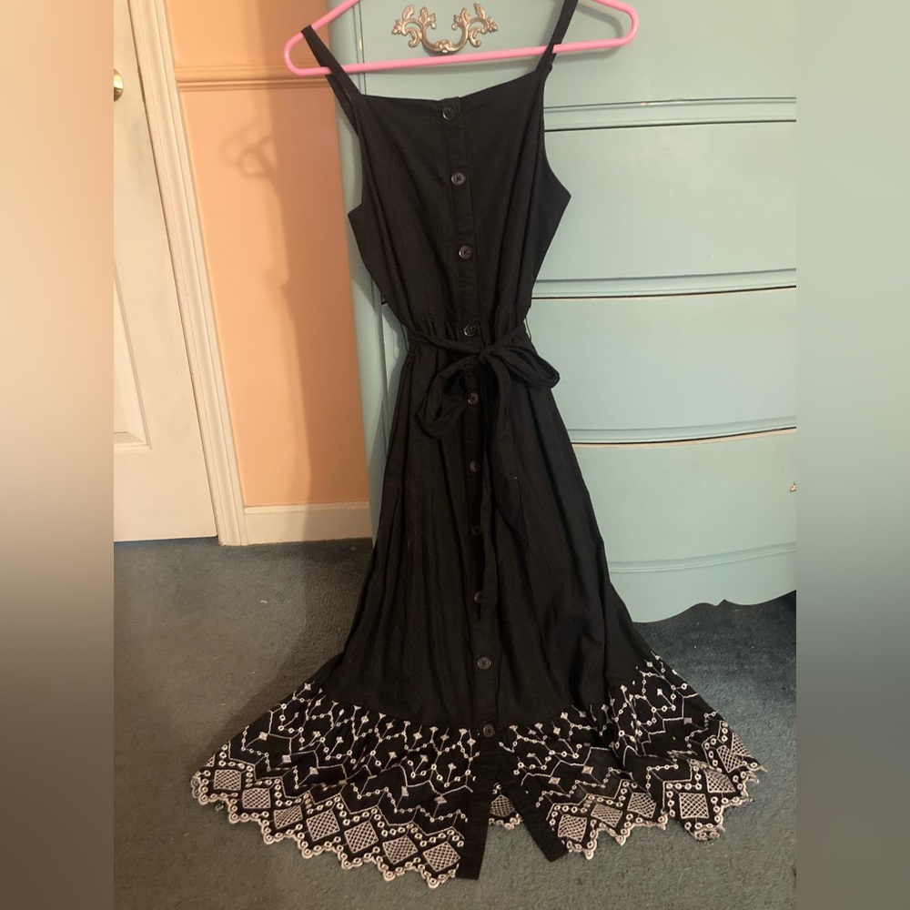 Black with white embroidery maxi dress!
